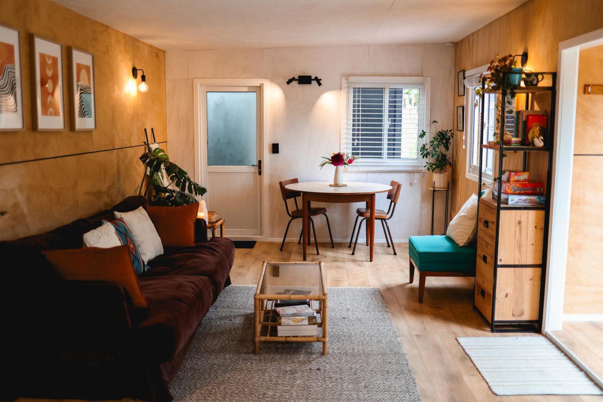 Kaitake Kabana - Unique, Off-Grid, Studio Retreat Oakura Eksteriør billede