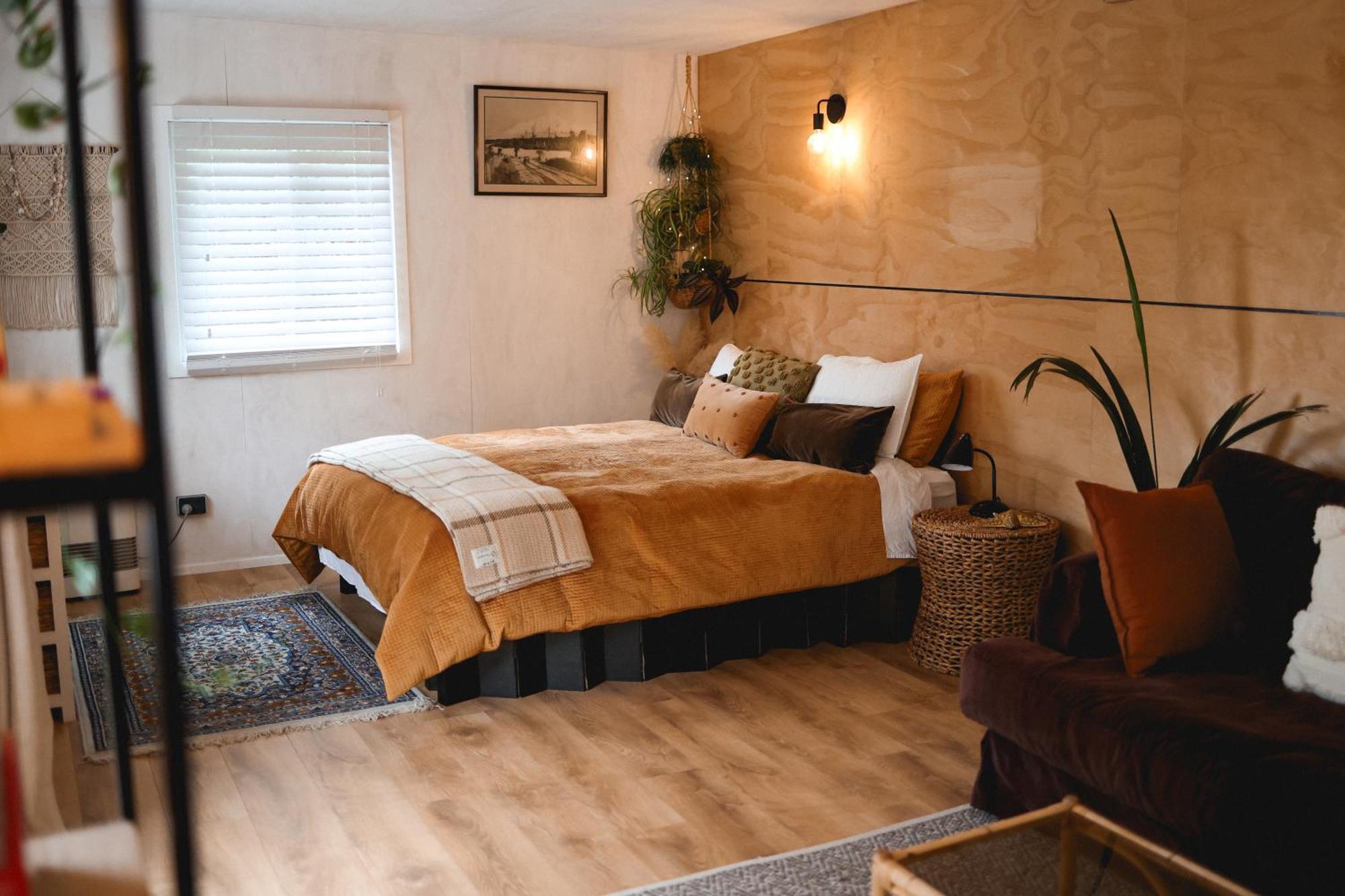 Kaitake Kabana - Unique, Off-Grid, Studio Retreat Oakura Eksteriør billede